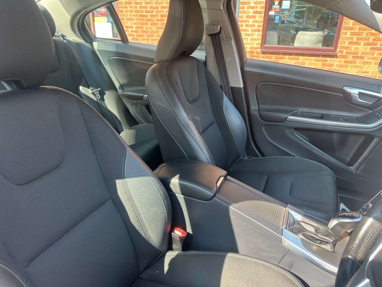 2015 VOLVO S60 2015 VOLVO S60