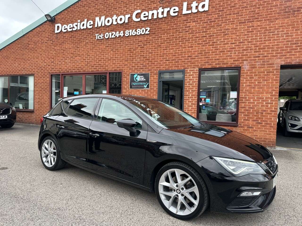 A 2018 SEAT LEON 2.0 TDI FR Technology Hatchback 5dr Diesel DSG Euro 6 (s/s) (184 ps) Rear p A 2018 SEAT LEON 2.0 TDI FR Technology Hatchback 5dr Diesel DSG Euro 6 (s/s) (184 ps) Rear p