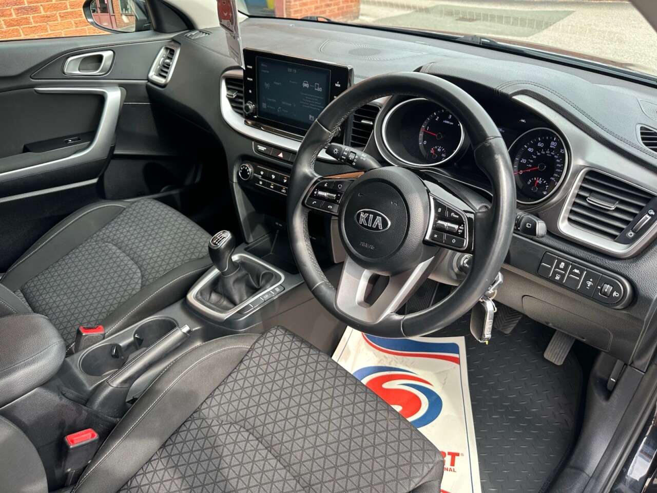 2021 KIA CEED 2021 KIA CEED