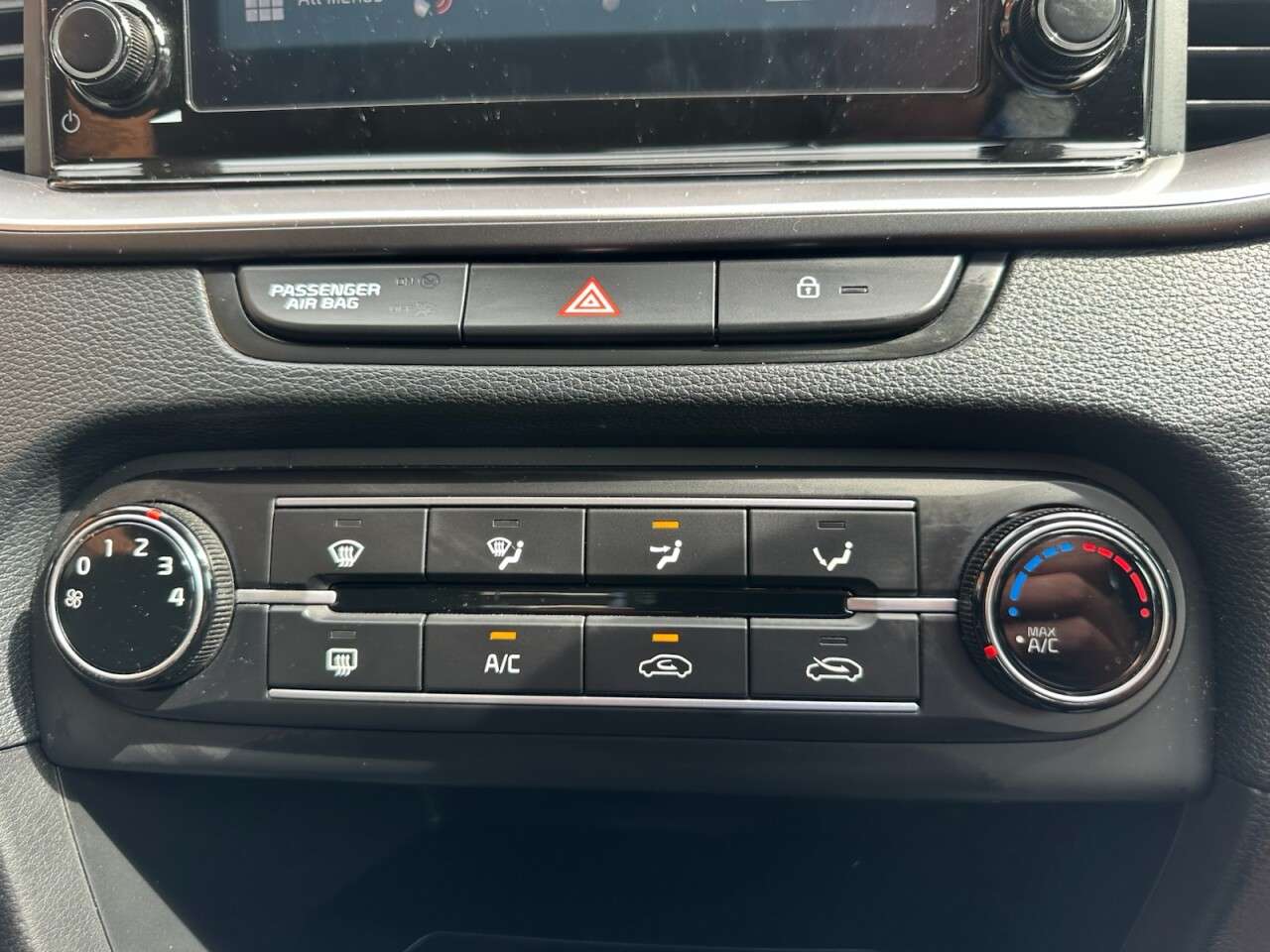 2021 KIA CEED 2021 KIA CEED