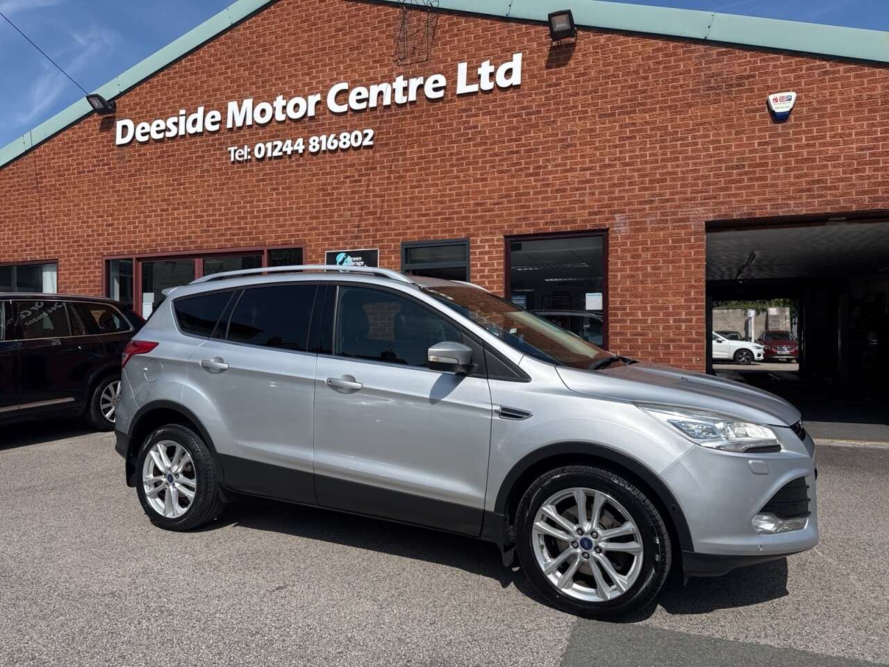 A 2013 FORD KUGA 2.0 TDCi Titanium X SUV 5dr Diesel Manual 2WD Euro 5 (140 ps) A 2013 FORD KUGA 2.0 TDCi Titanium X SUV 5dr Diesel Manual 2WD Euro 5 (140 ps)
