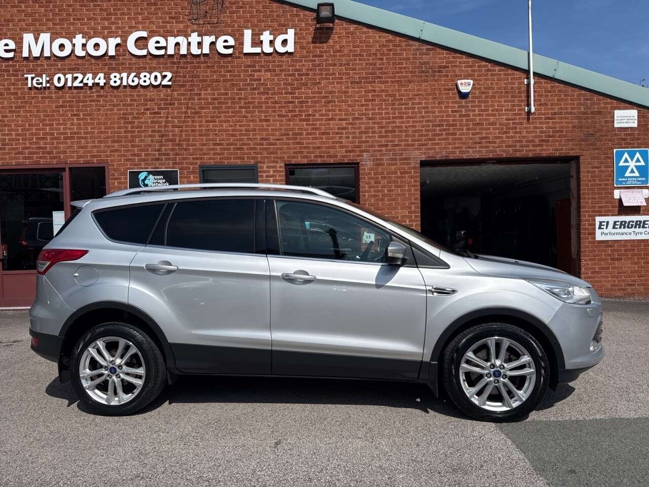 A 2013 FORD KUGA 2.0 TDCi Titanium X SUV 5dr Diesel Manual 2WD Euro 5 (140 ps) A 2013 FORD KUGA 2.0 TDCi Titanium X SUV 5dr Diesel Manual 2WD Euro 5 (140 ps)
