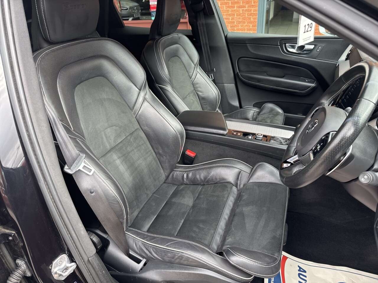 2019 VOLVO XC60 2019 VOLVO XC60
