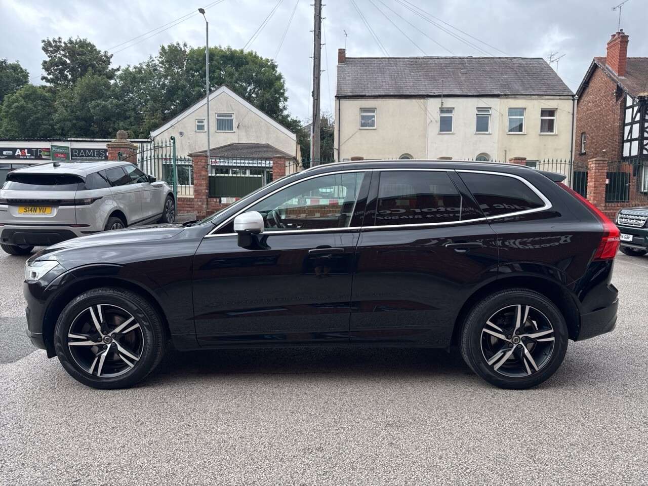 2019 VOLVO XC60 2019 VOLVO XC60