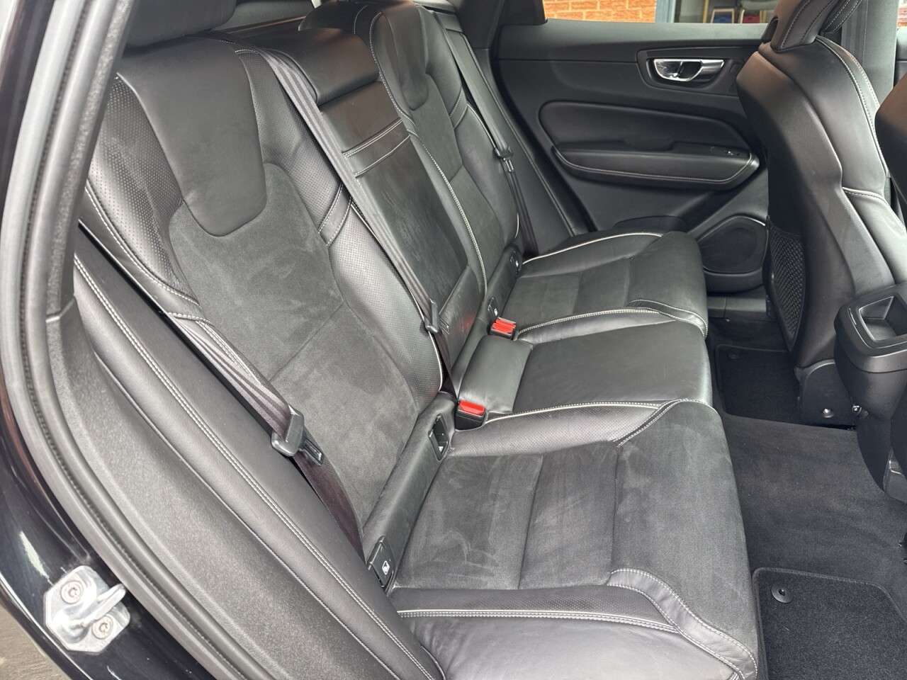 2019 VOLVO XC60 2019 VOLVO XC60