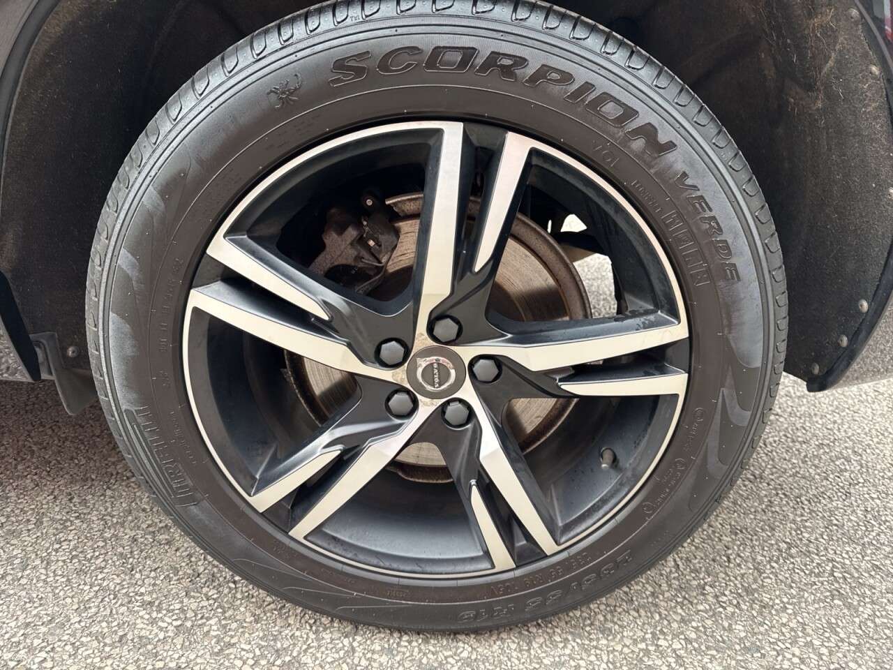 2019 VOLVO XC60 2019 VOLVO XC60