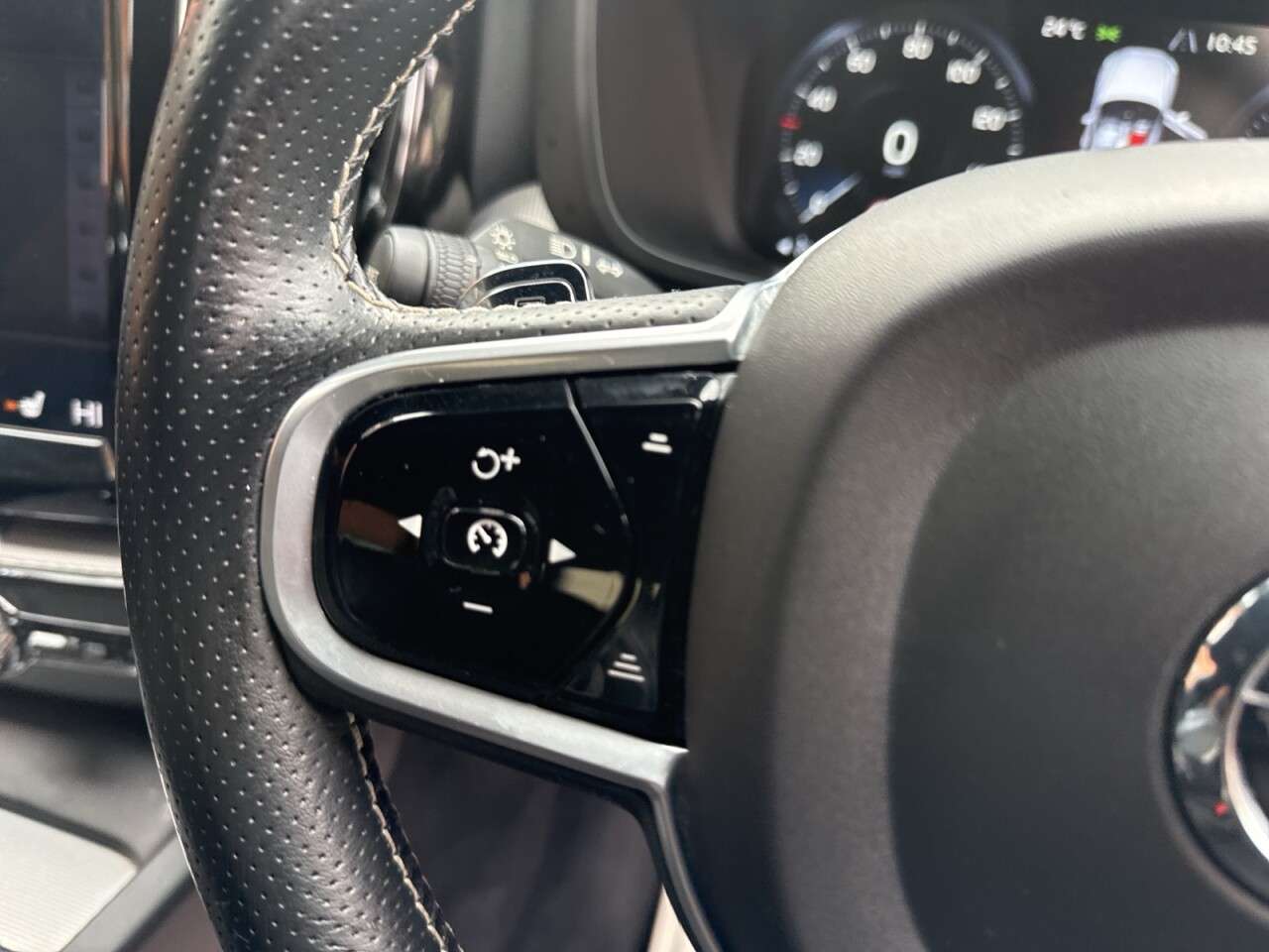 2019 VOLVO XC60 2019 VOLVO XC60