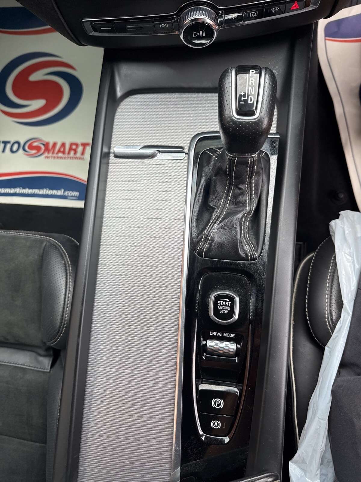 2019 VOLVO XC60 2019 VOLVO XC60