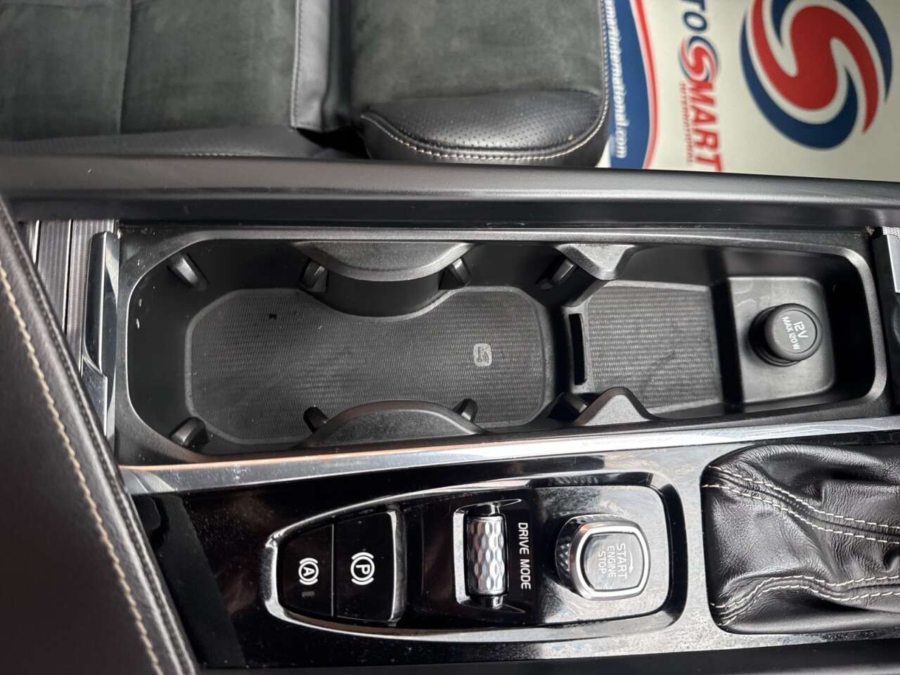 2019 VOLVO XC60 2019 VOLVO XC60
