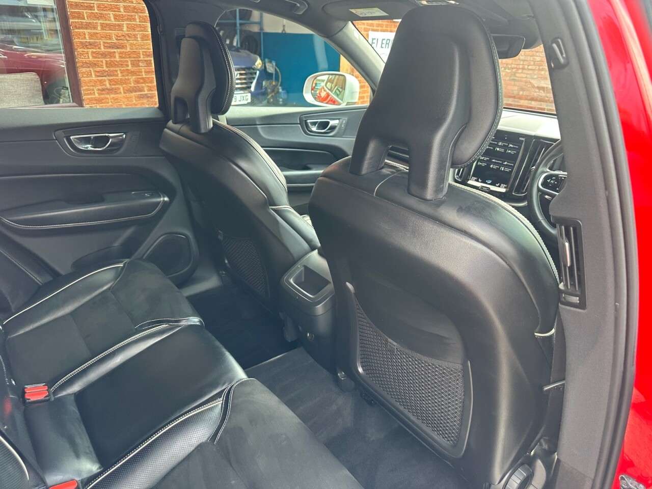 2018 VOLVO XC60 2018 VOLVO XC60