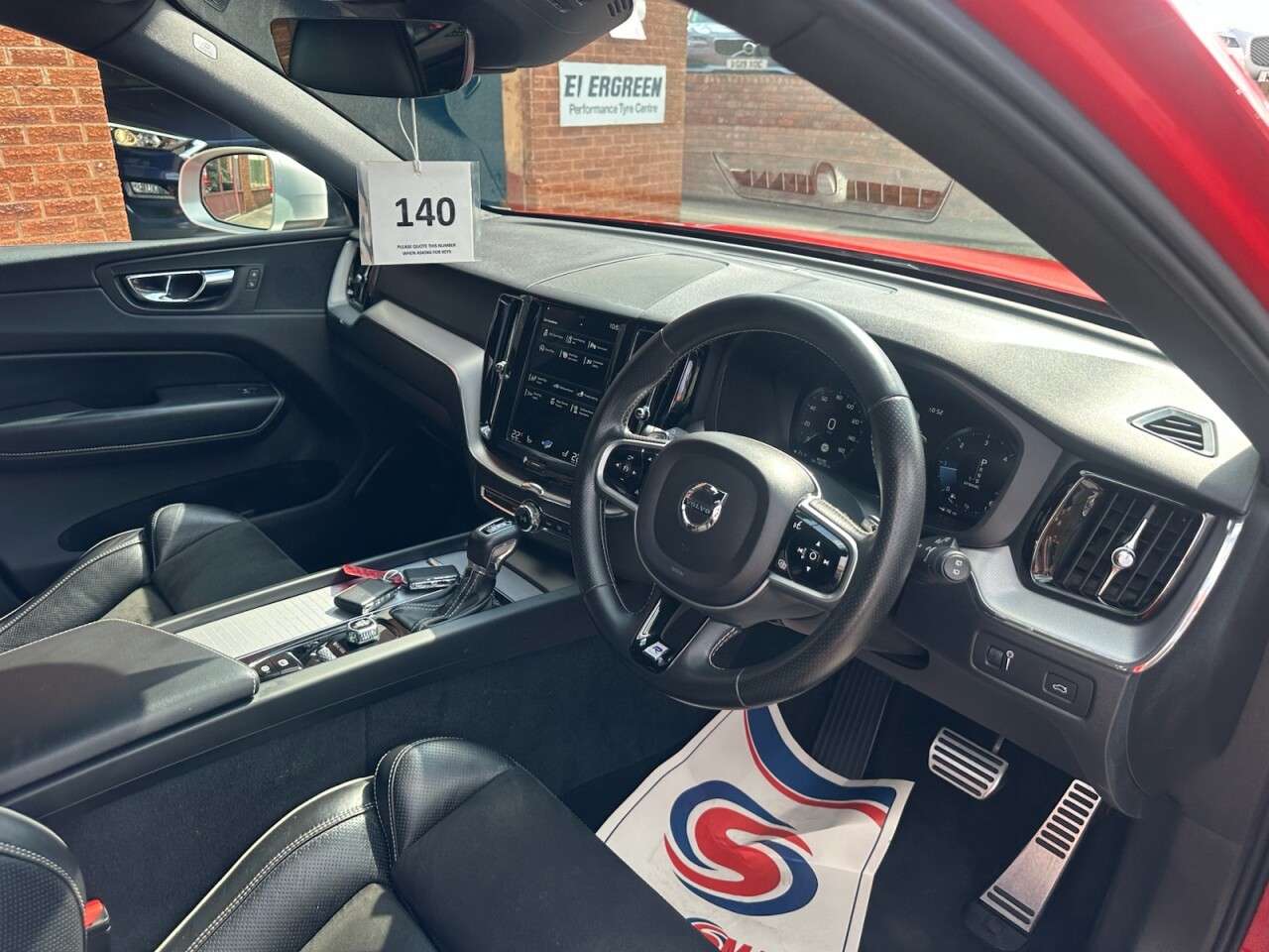 2018 VOLVO XC60 2018 VOLVO XC60