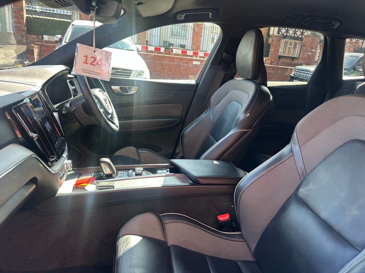 2022 VOLVO XC60 2022 VOLVO XC60