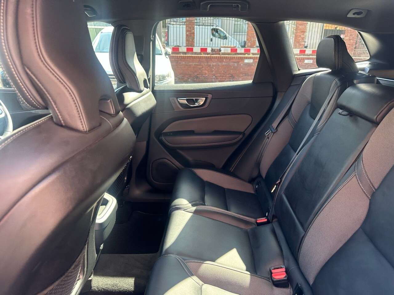 2022 VOLVO XC60 2022 VOLVO XC60