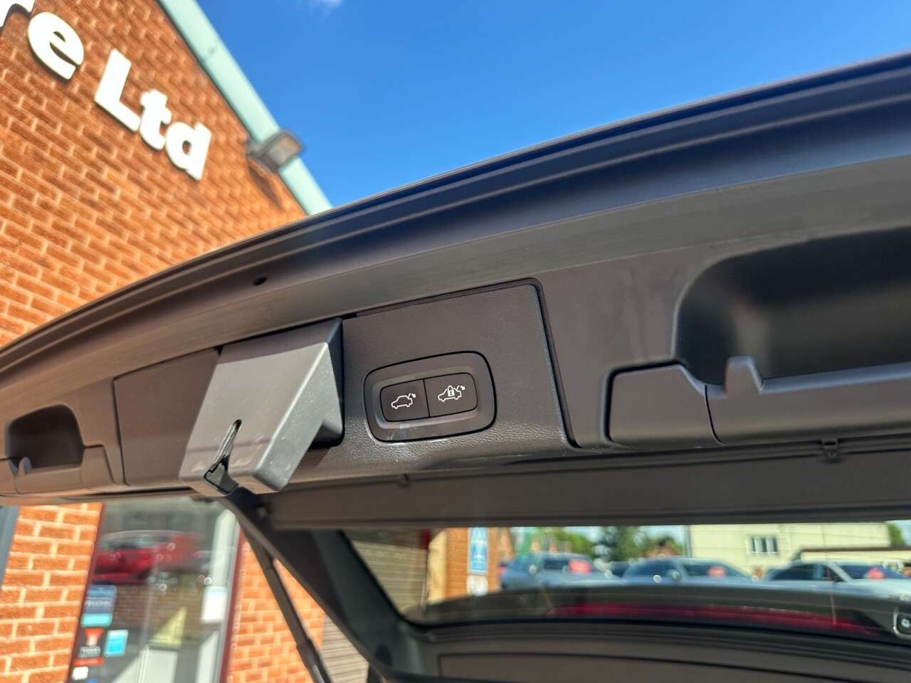 2022 VOLVO XC60 2022 VOLVO XC60