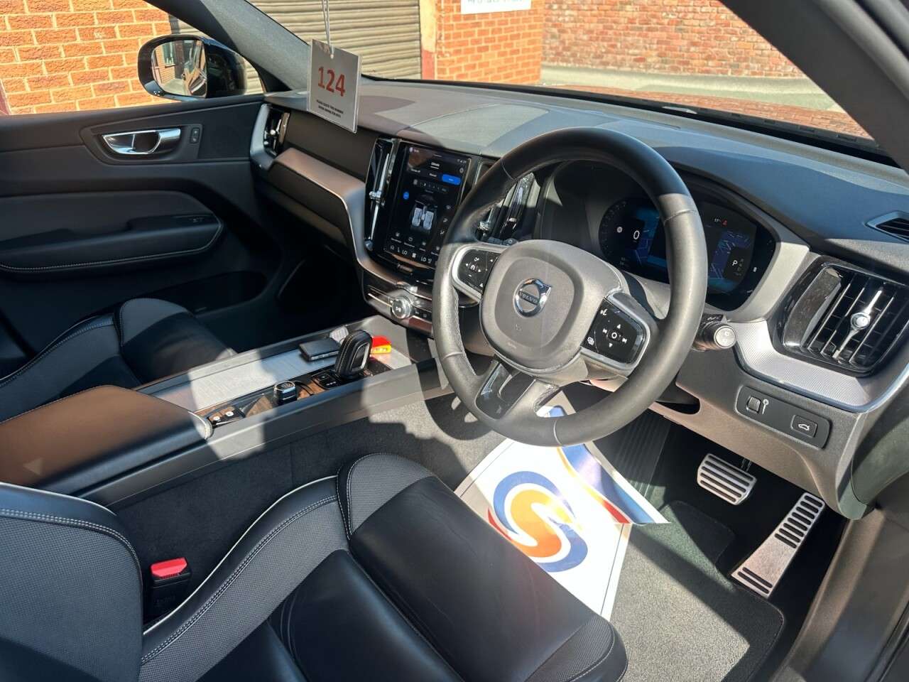2022 VOLVO XC60 2022 VOLVO XC60