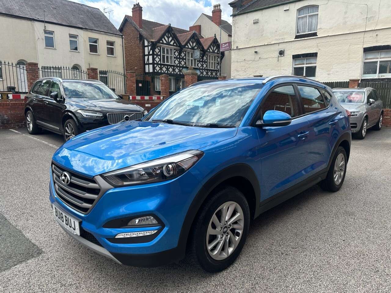 A 2018 HYUNDAI TUCSON 1.6 GDi Blue Drive SE Nav SUV 5dr Petrol Manual Euro 6 (s/s) (132 ps) A 2018 HYUNDAI TUCSON 1.6 GDi Blue Drive SE Nav SUV 5dr Petrol Manual Euro 6 (s/s) (132 ps)