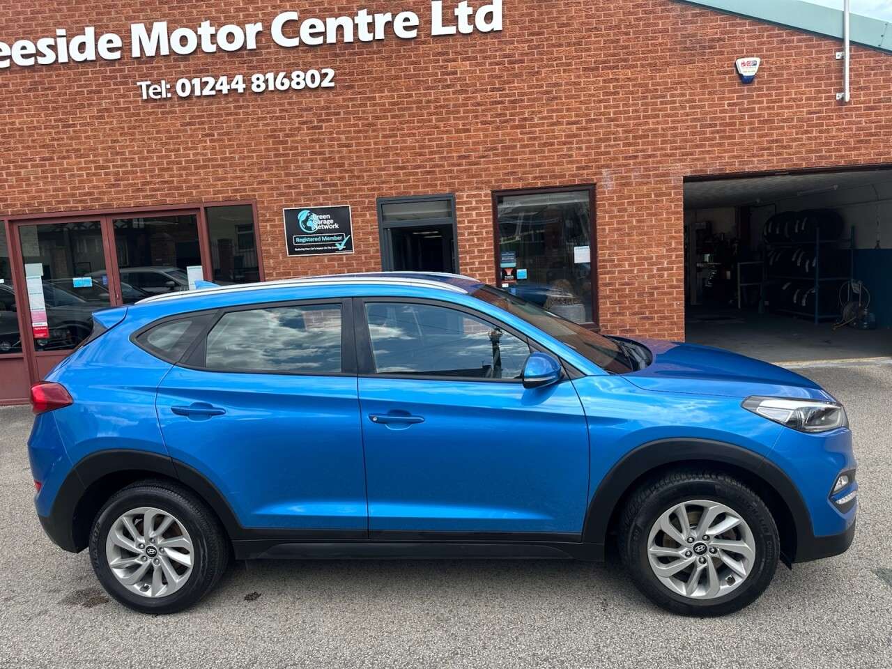 A 2018 HYUNDAI TUCSON 1.6 GDi Blue Drive SE Nav SUV 5dr Petrol Manual Euro 6 (s/s) (132 ps) A 2018 HYUNDAI TUCSON 1.6 GDi Blue Drive SE Nav SUV 5dr Petrol Manual Euro 6 (s/s) (132 ps)