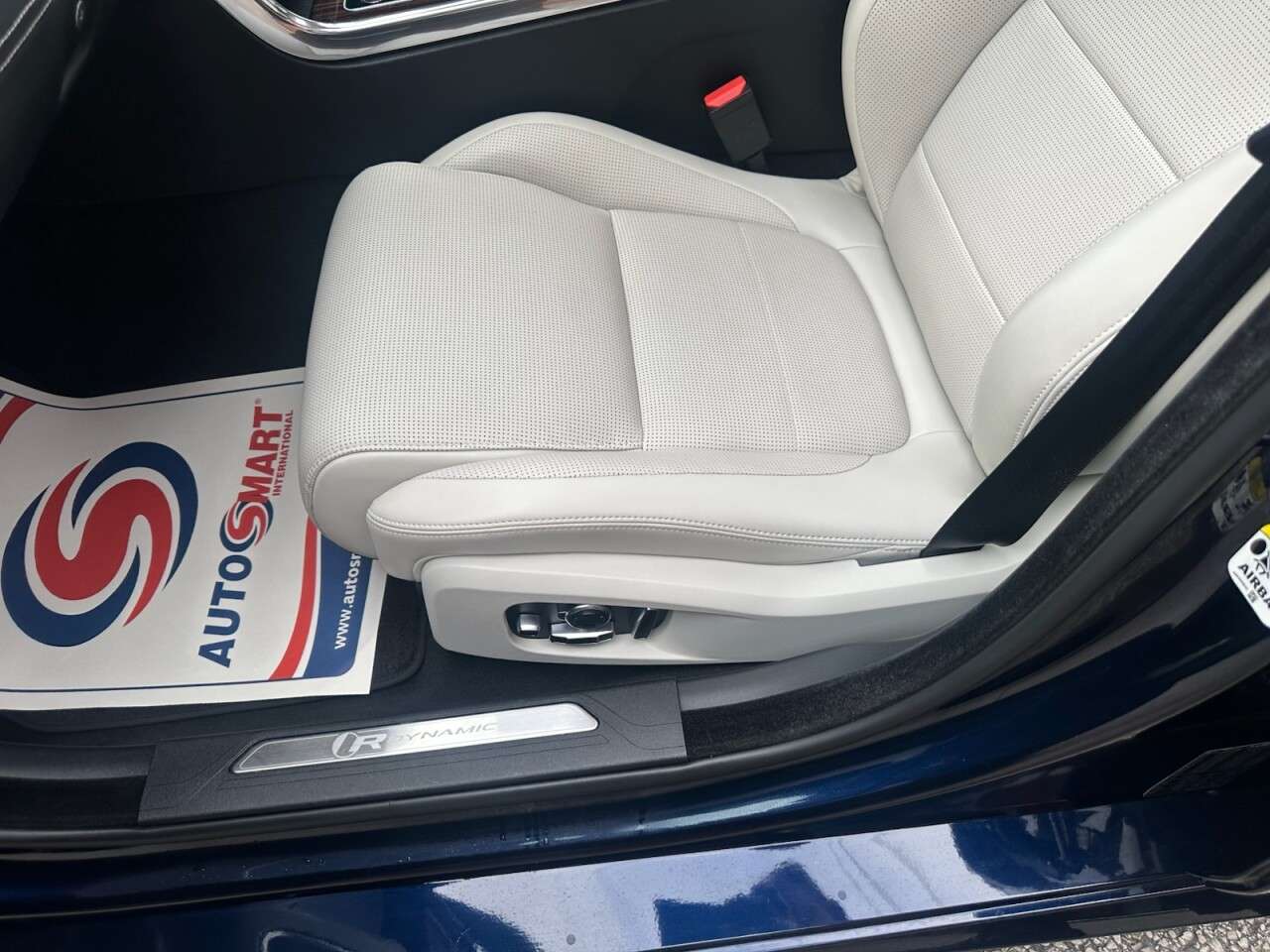 2020 JAGUAR XE 2020 JAGUAR XE