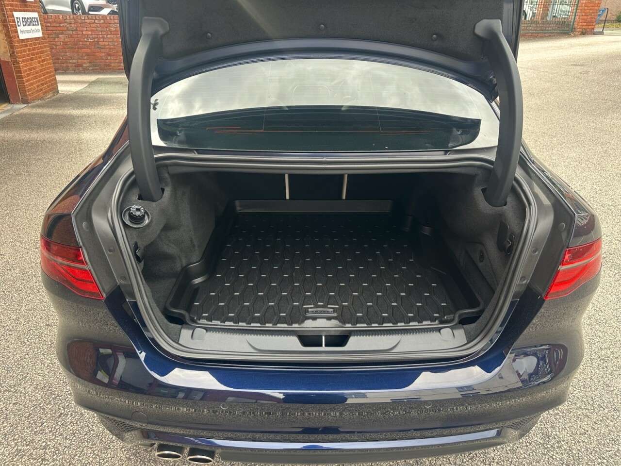 2020 JAGUAR XE 2020 JAGUAR XE