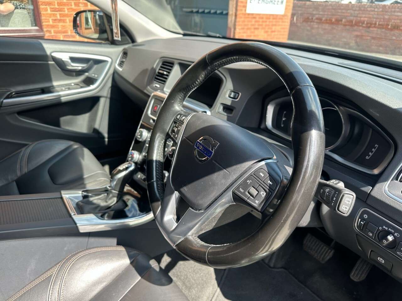 2016 VOLVO V60 CROSS COUNTRY 2016 VOLVO V60 CROSS COUNTRY