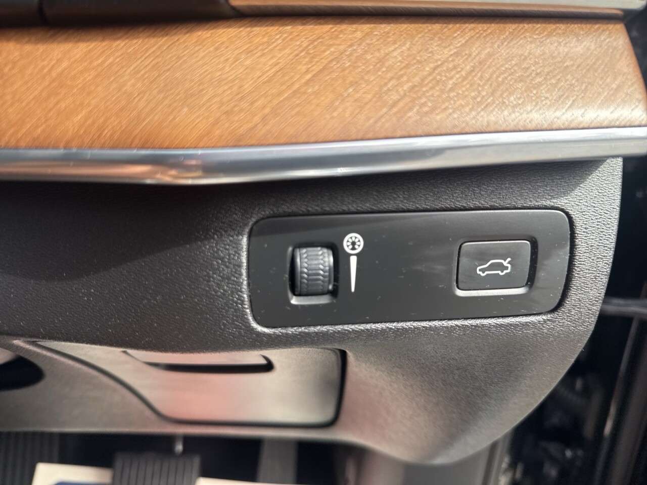 2017 VOLVO XC90 2017 VOLVO XC90