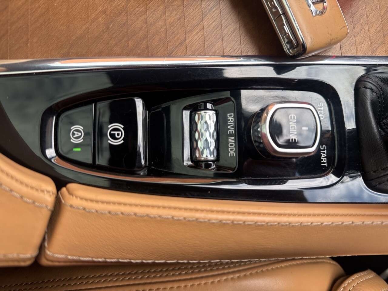 2017 VOLVO XC90 2017 VOLVO XC90