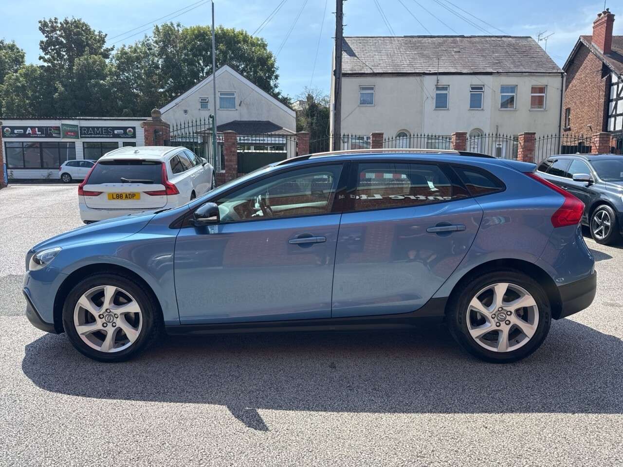 2014 VOLVO V40 CROSS COUNTRY 2014 VOLVO V40 CROSS COUNTRY