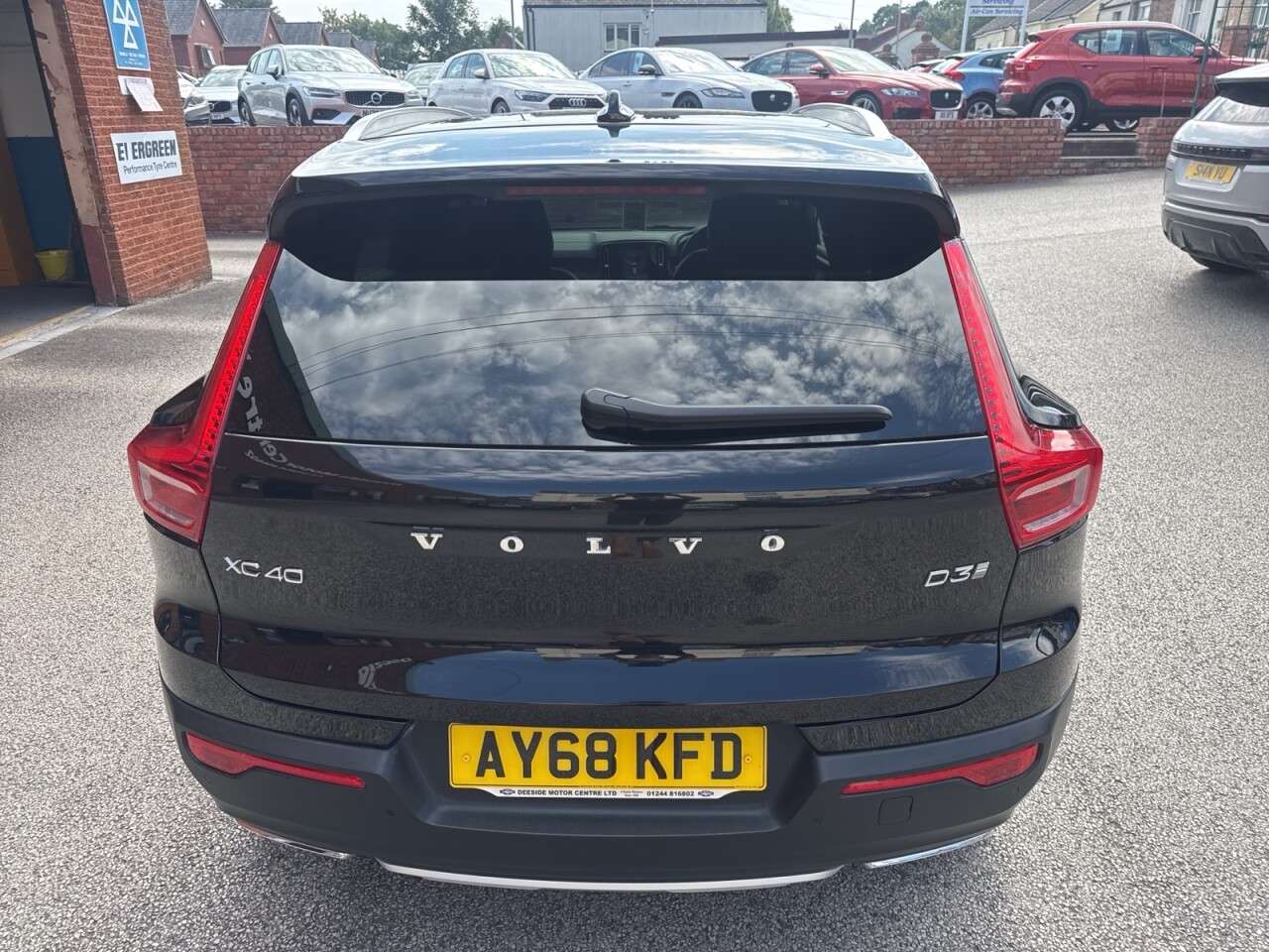 2018 VOLVO XC40 2018 VOLVO XC40
