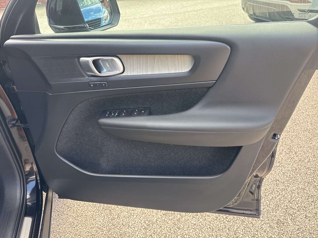2018 VOLVO XC40 2018 VOLVO XC40
