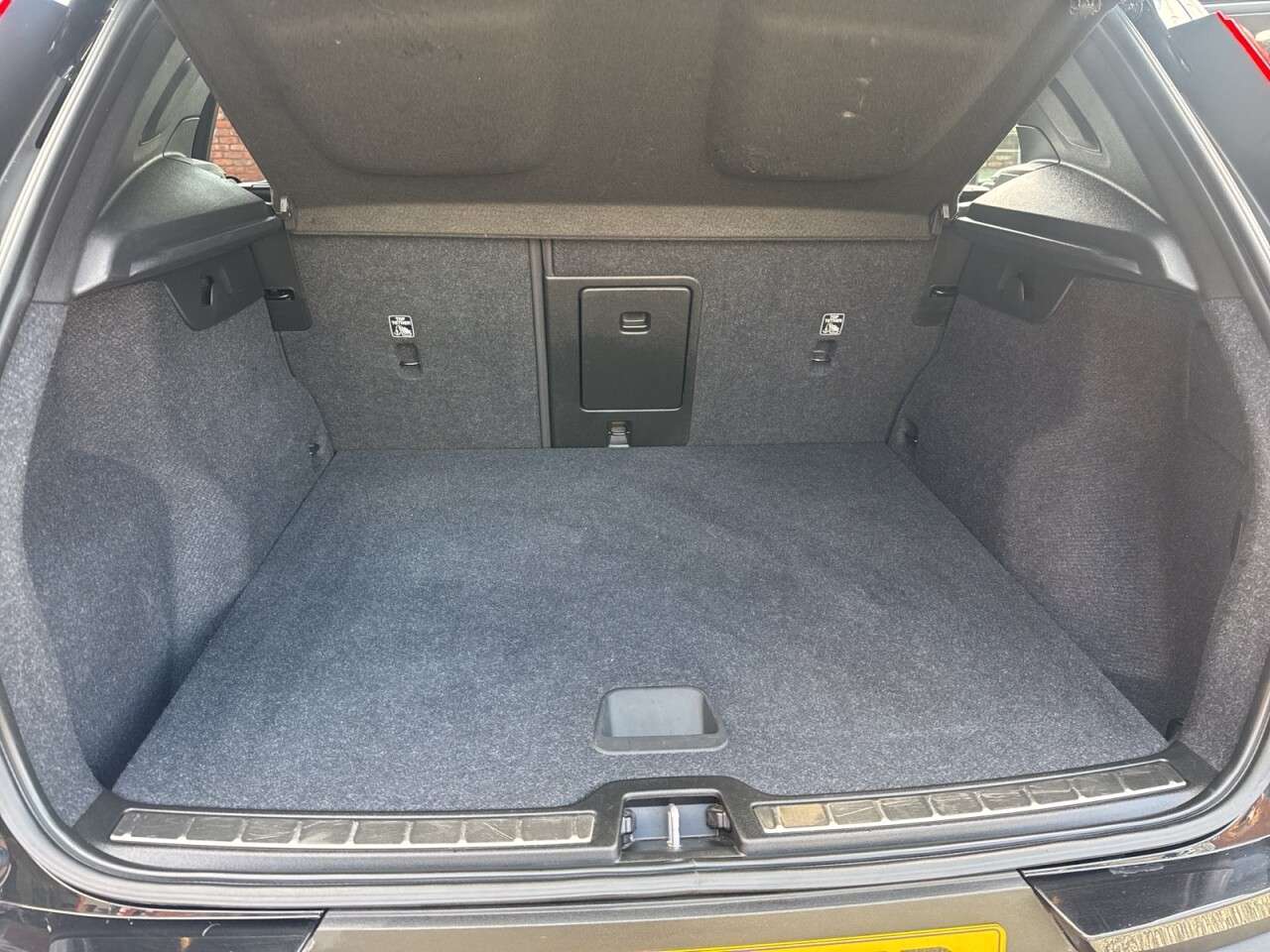 2018 VOLVO XC40 2018 VOLVO XC40