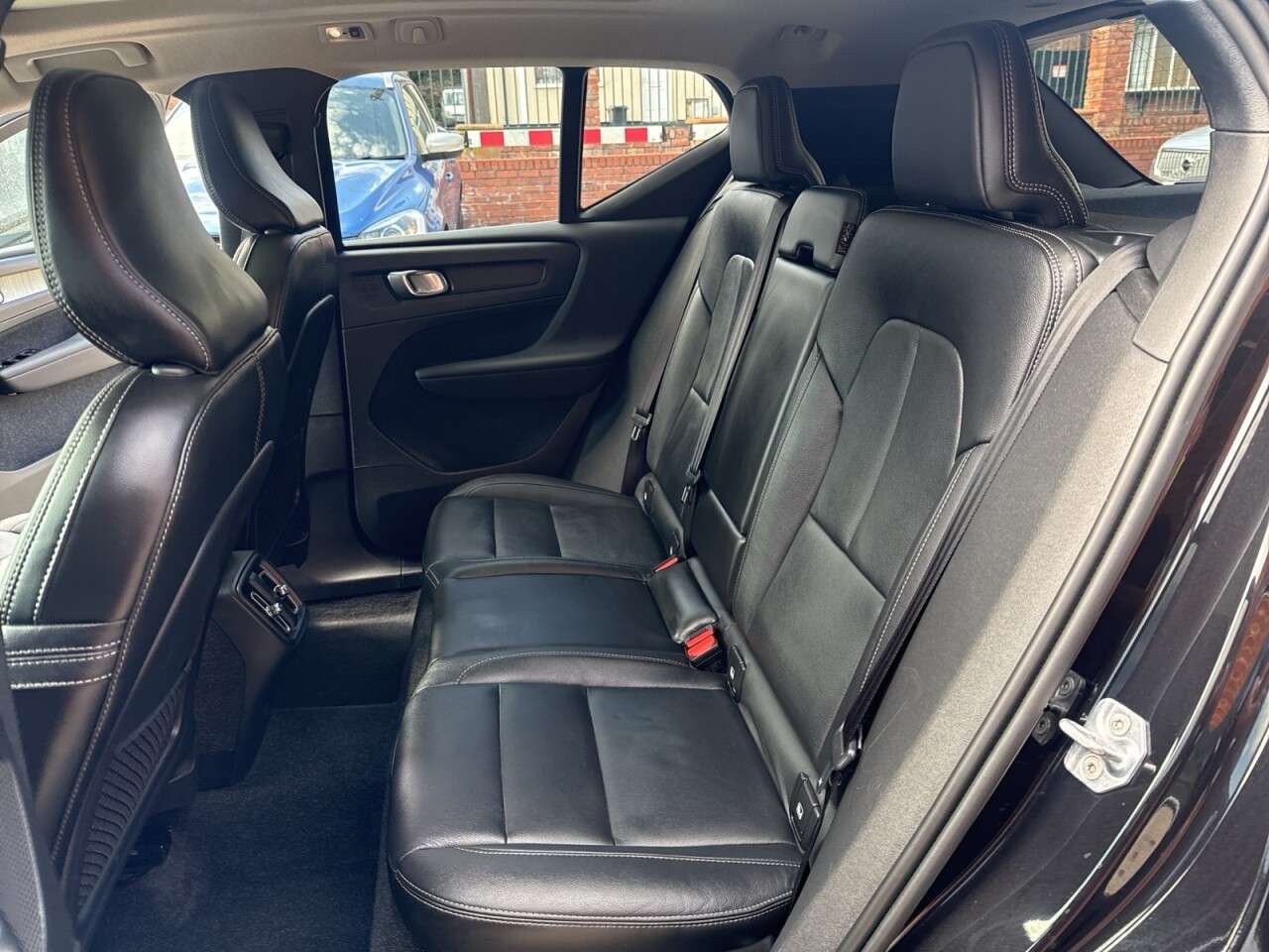 2018 VOLVO XC40 2018 VOLVO XC40