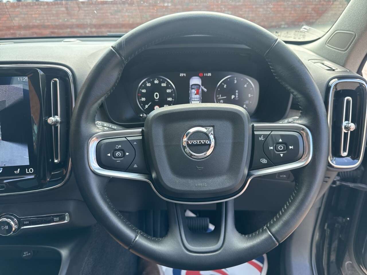 2018 VOLVO XC40 2018 VOLVO XC40