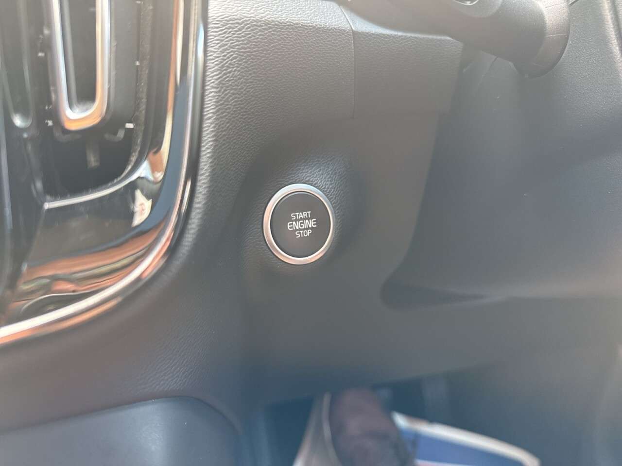 2018 VOLVO XC40 2018 VOLVO XC40