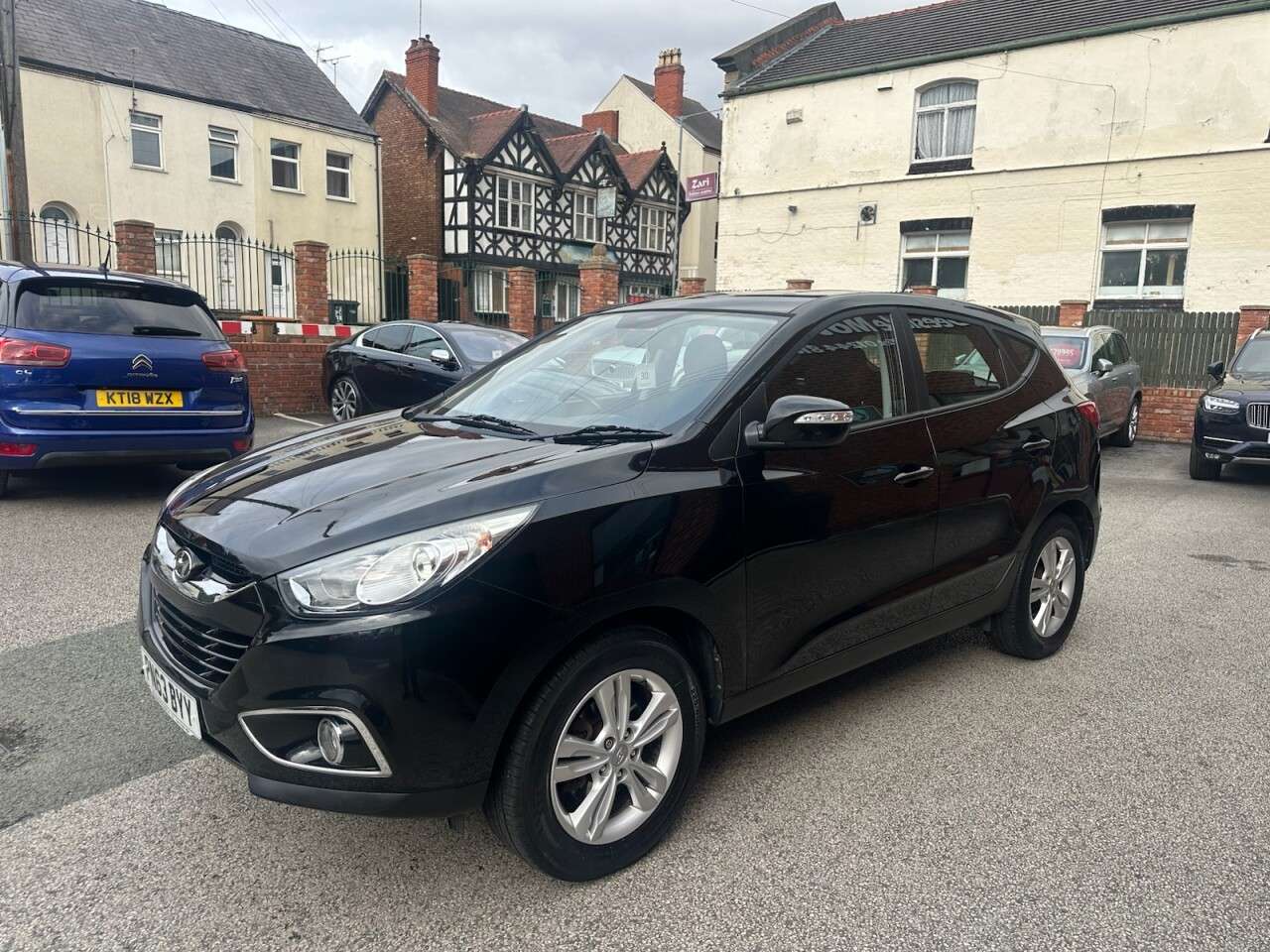 A 2013 HYUNDAI IX35 1.6 GDi Style SUV 5dr Petrol Manual Euro 5 (135 ps) A 2013 HYUNDAI IX35 1.6 GDi Style SUV 5dr Petrol Manual Euro 5 (135 ps)