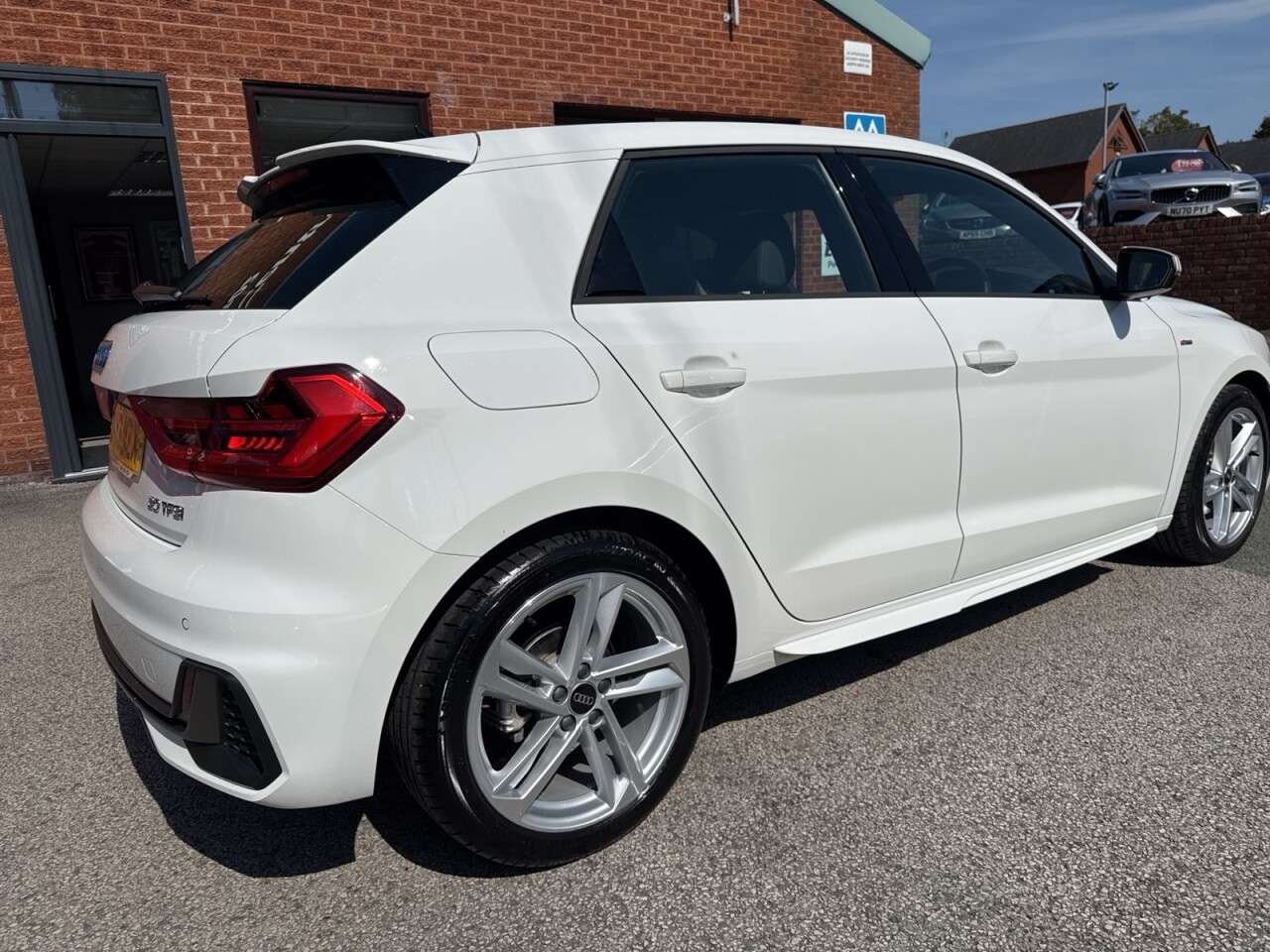 2023 AUDI A1 2023 AUDI A1