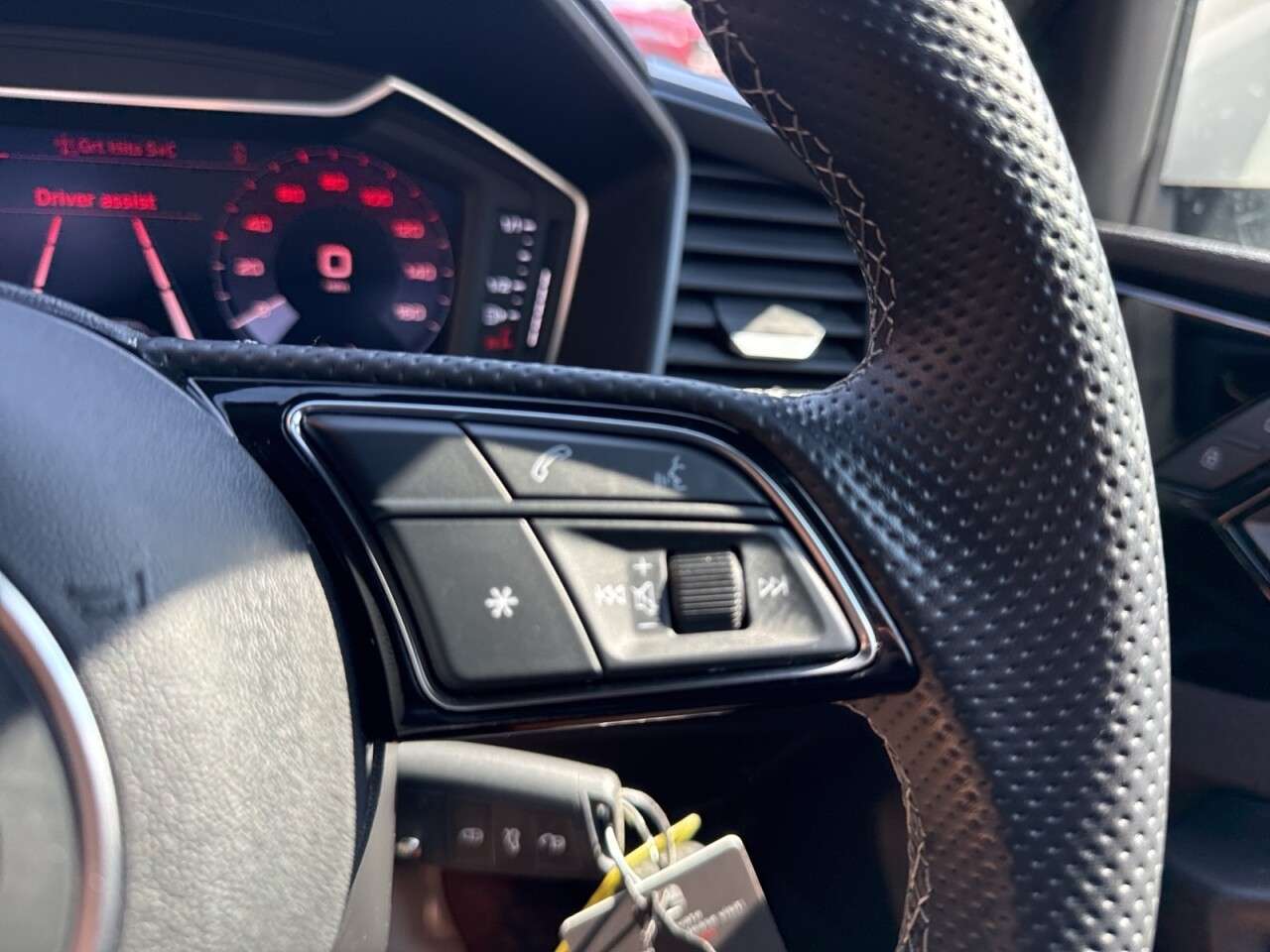 2023 AUDI A1 2023 AUDI A1