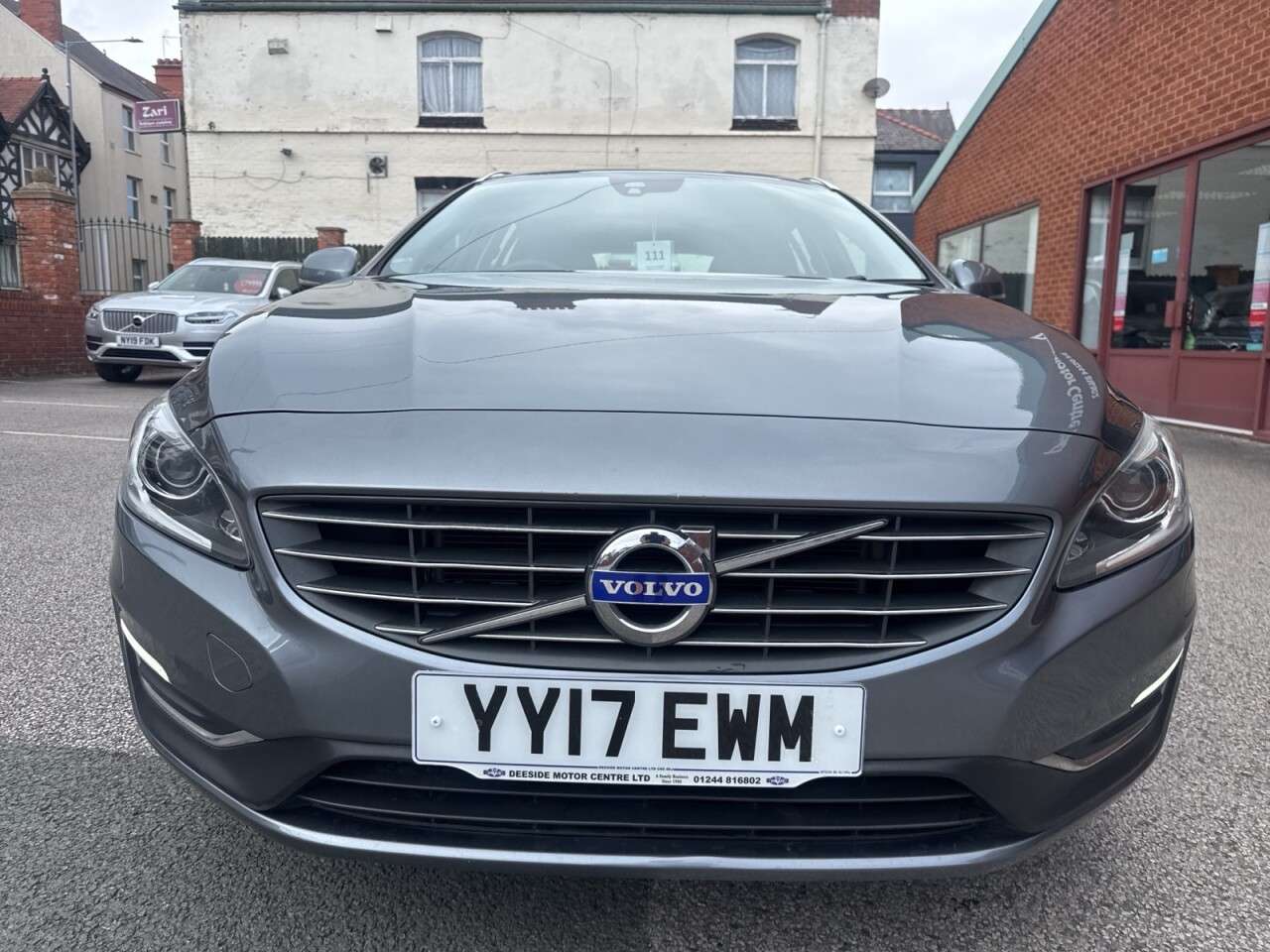 2017 VOLVO V60 2017 VOLVO V60