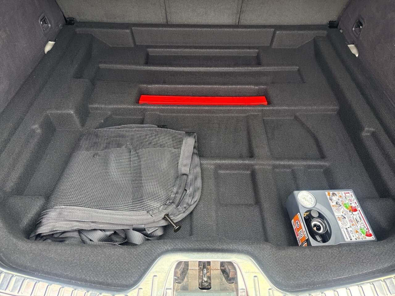 2017 VOLVO V60 2017 VOLVO V60