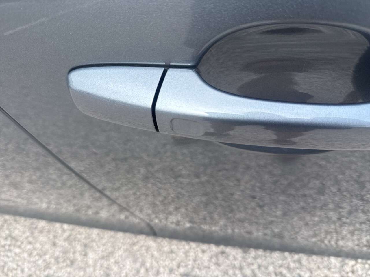 2017 VOLVO V60 2017 VOLVO V60