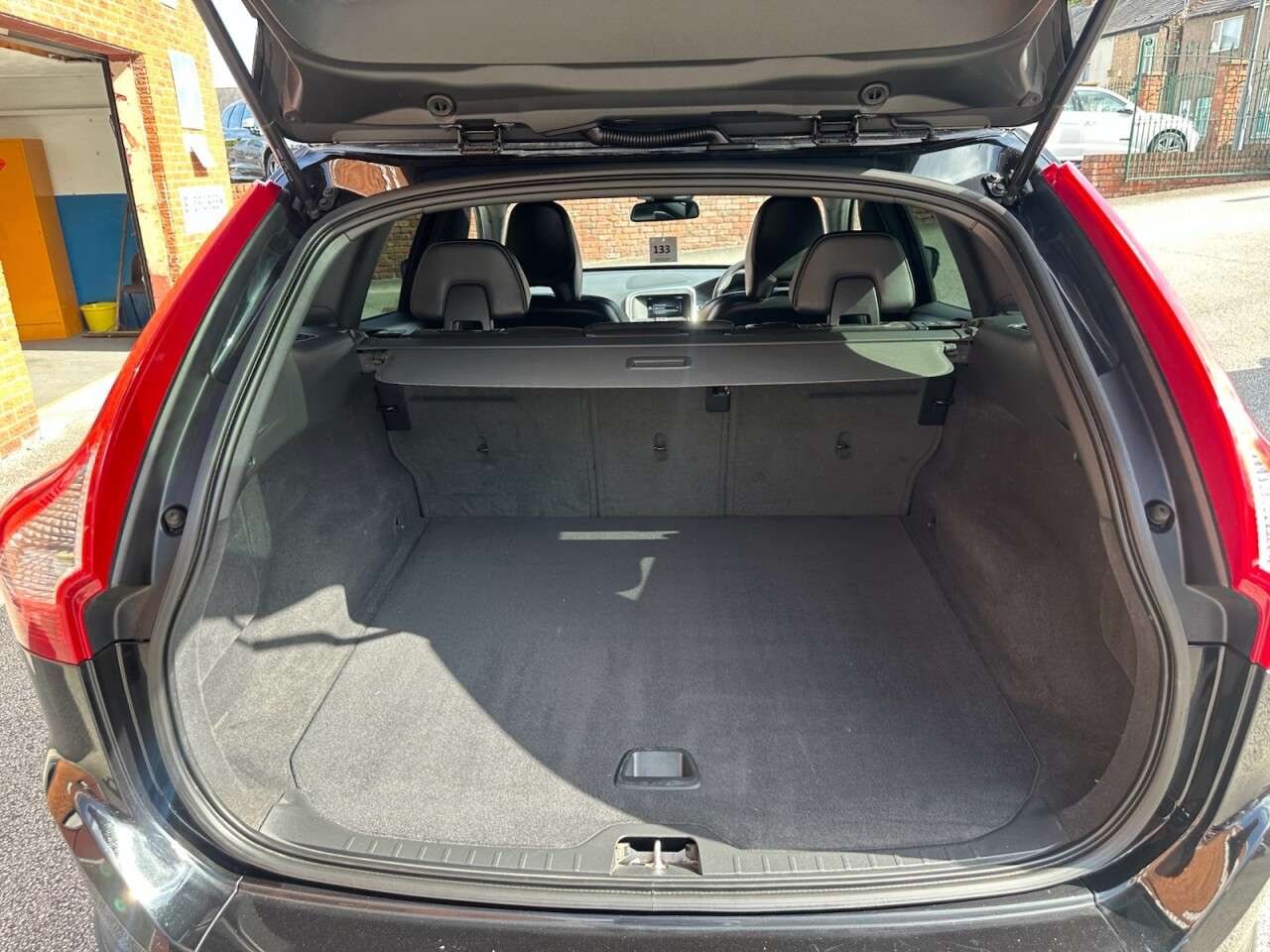 2017 VOLVO XC60 2017 VOLVO XC60