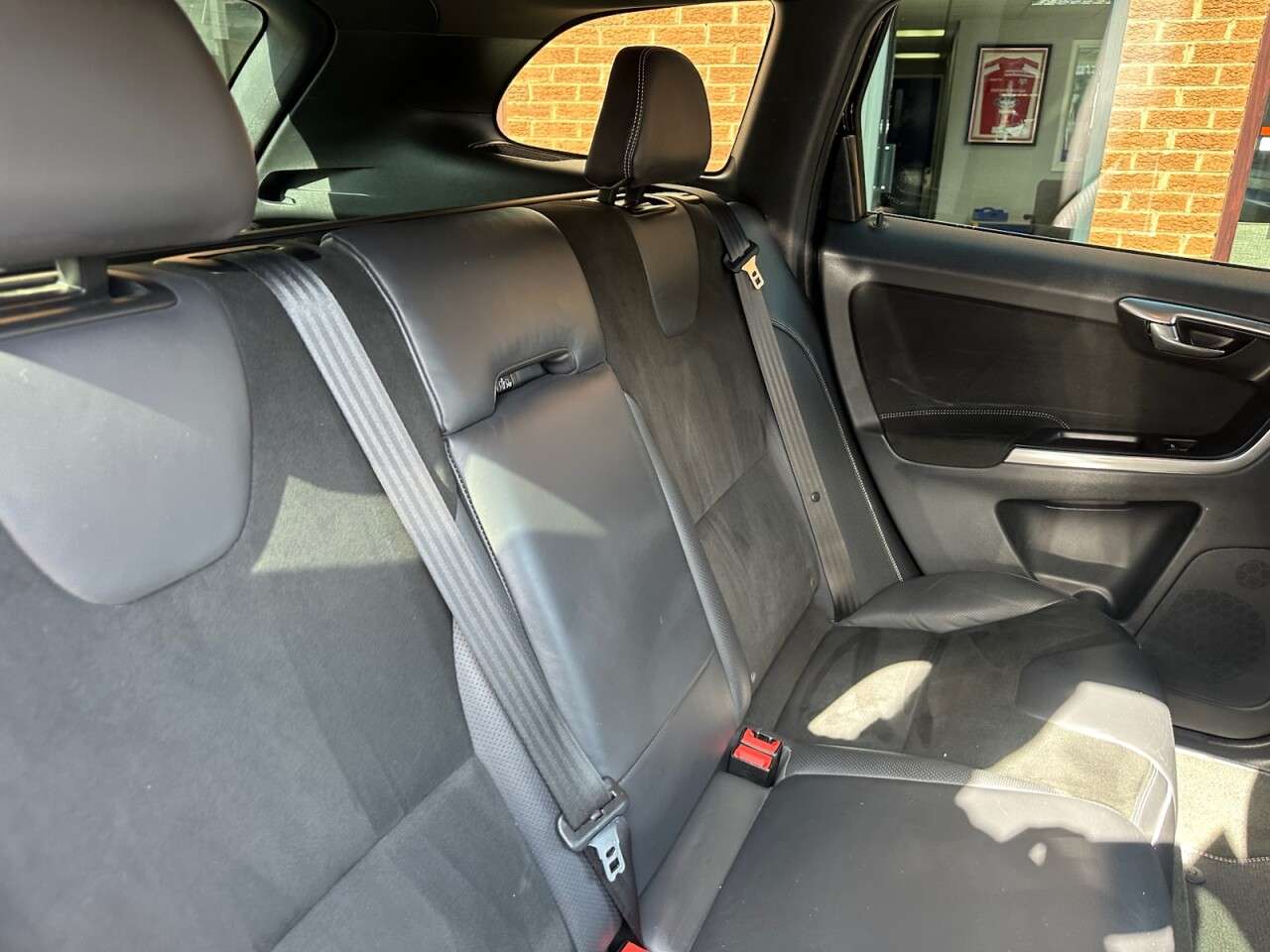 2017 VOLVO XC60 2017 VOLVO XC60