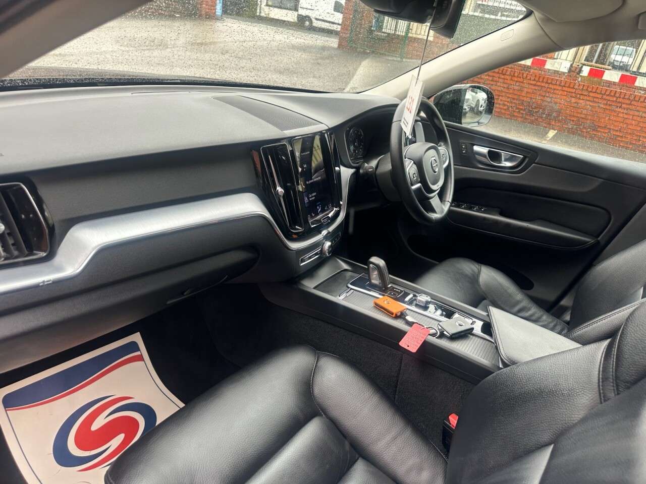2020 VOLVO XC60 2020 VOLVO XC60
