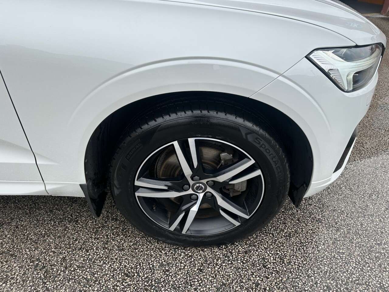 2021 VOLVO XC60 2021 VOLVO XC60