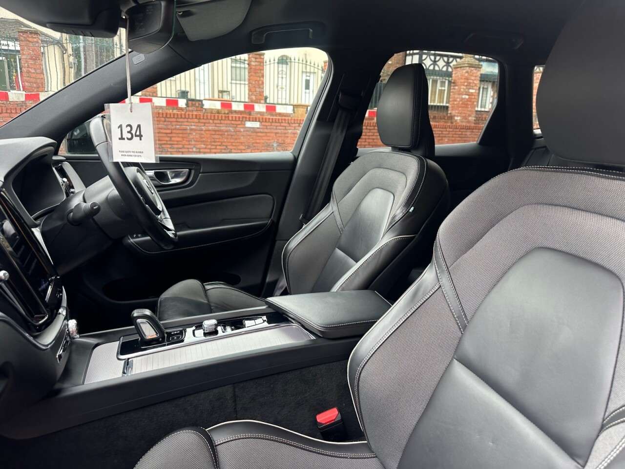2021 VOLVO XC60 2021 VOLVO XC60