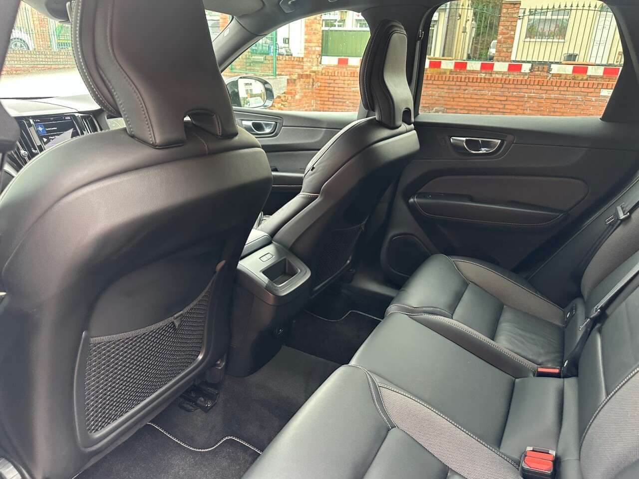 2021 VOLVO XC60 2021 VOLVO XC60