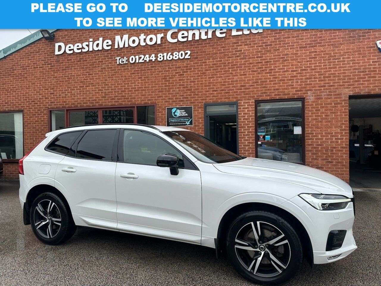 A 2021 VOLVO XC60 2.0 B4 MHEV R-Design SUV 5dr Diesel Hybrid Auto Euro 6 (s/s) (197 ps) Rear A 2021 VOLVO XC60 2.0 B4 MHEV R-Design SUV 5dr Diesel Hybrid Auto Euro 6 (s/s) (197 ps) Rear