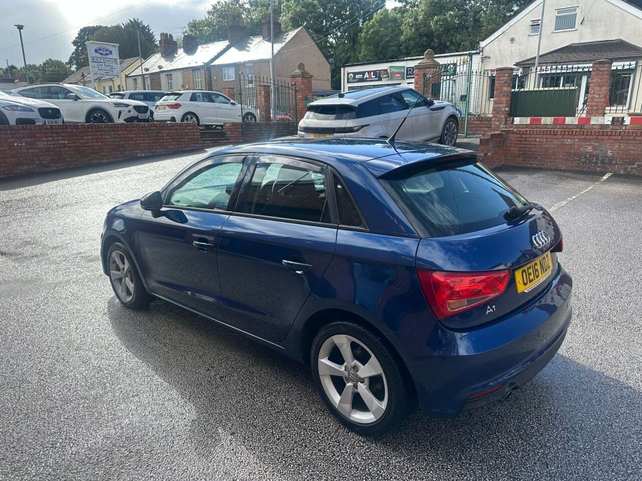 2016 AUDI A1 2016 AUDI A1