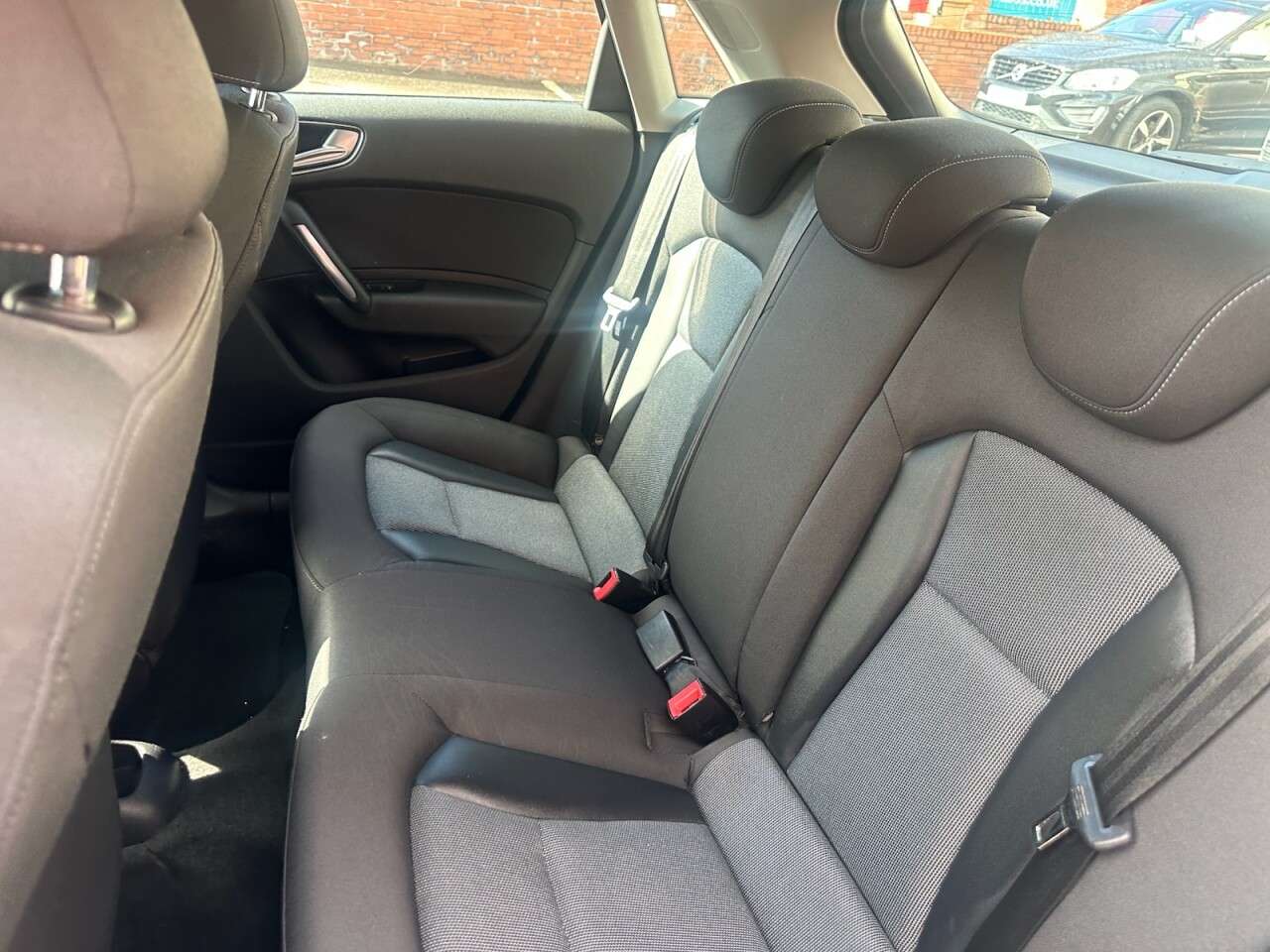 2016 AUDI A1 2016 AUDI A1
