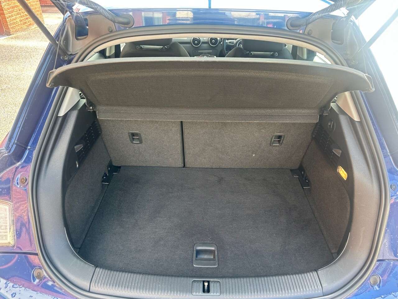 2016 AUDI A1 2016 AUDI A1