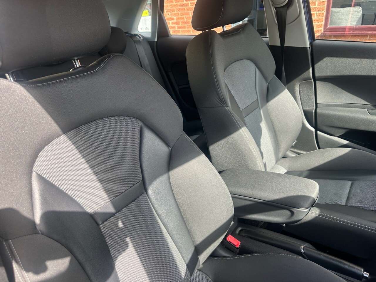 2016 AUDI A1 2016 AUDI A1